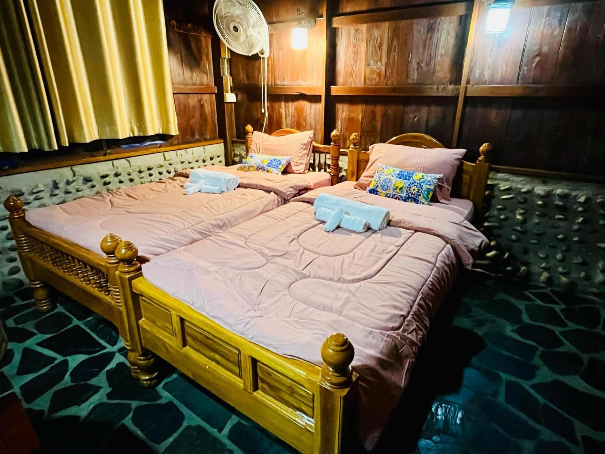 Riverside Retreat Sukhothai Guest House Exterior foto